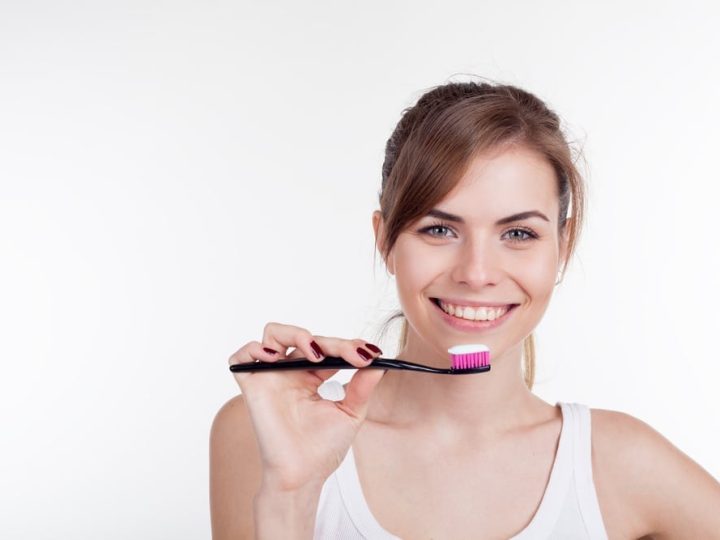 How to Brush Your Teeth